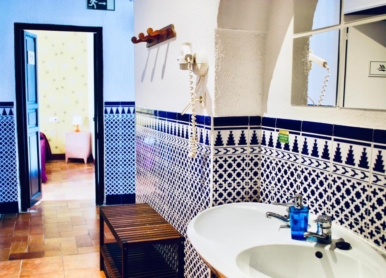 Backpacker Al-katre Frühstückspension Córdoba